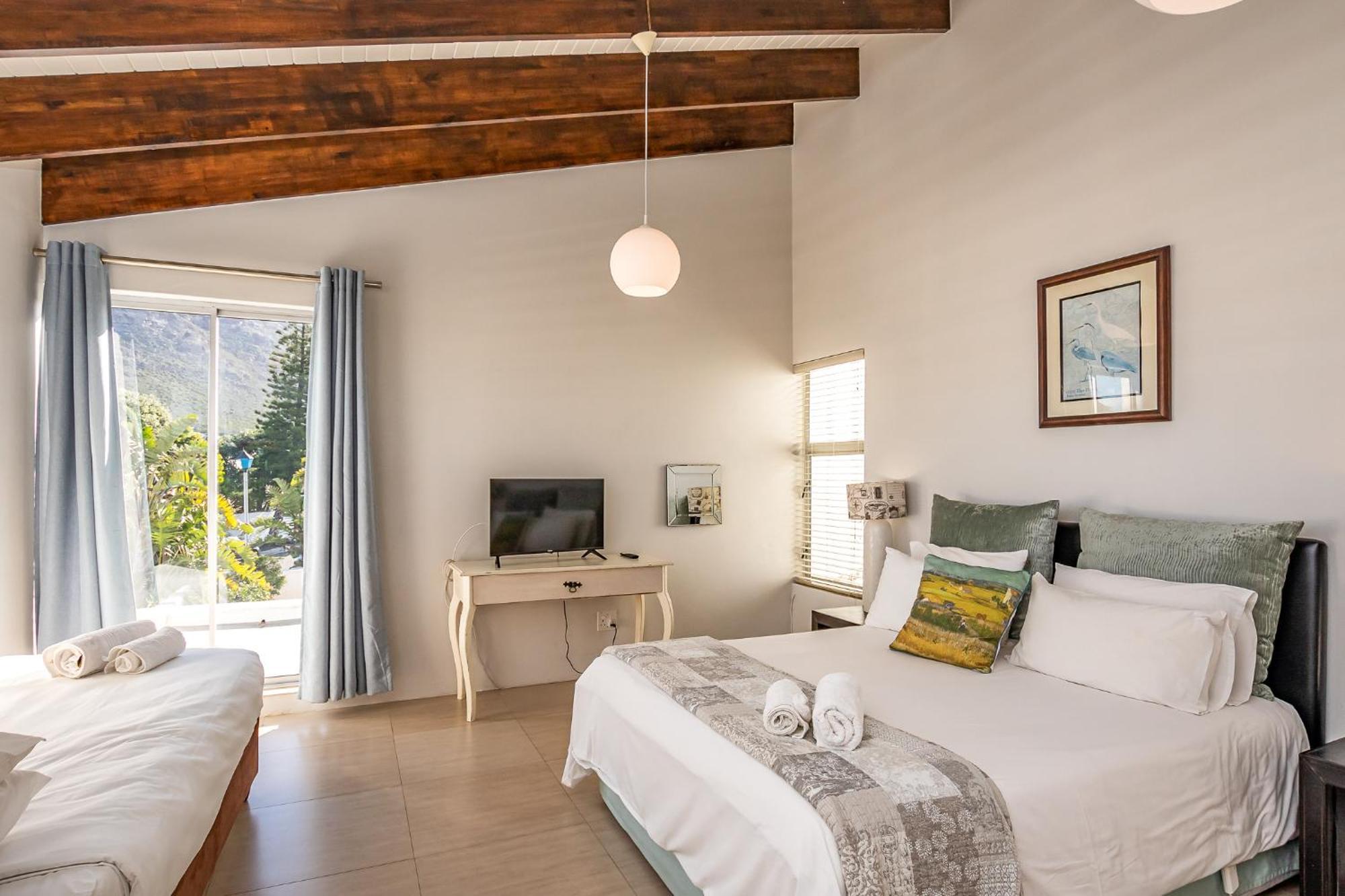 Admiralty Bed & Breakfast Muizenberg Eksteriør billede